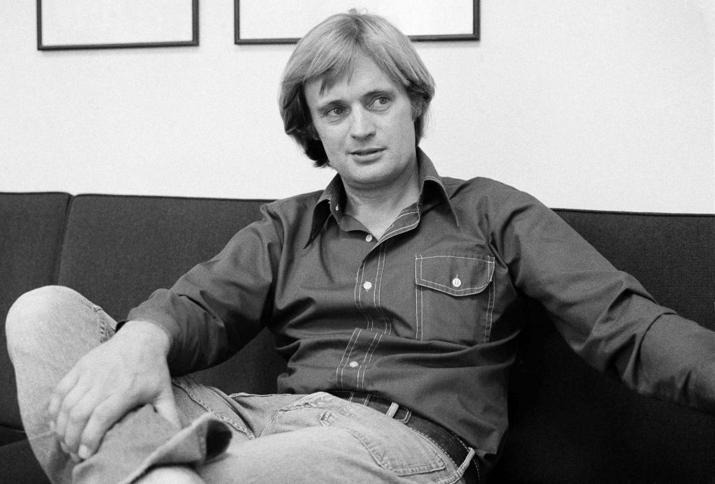 Décès de David McCallum, vedette de séries télé à succès ‘The Man From U.N.C.L.E.’ et ‘NCIS’ – Boston Herald