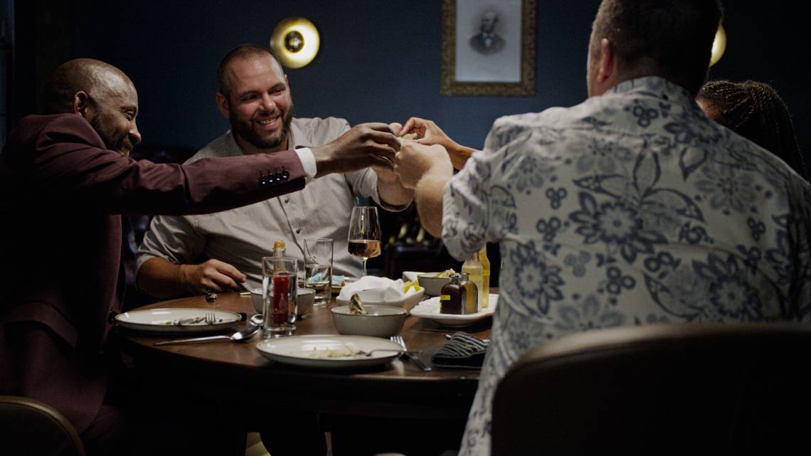 Découvrez les restaurants de Sacramento avec l’émission ‘Breaking Bread’ TV