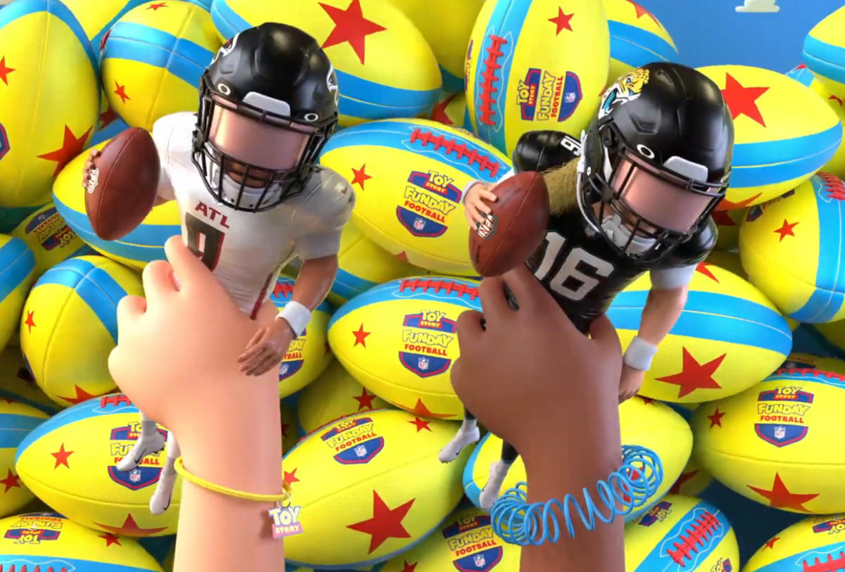 Disney+ dévoile une bande-annonce pour une étrange diffusion animée de Toy Story sur la NFL – Regardez et questionnez-vous sur la réalité de cela