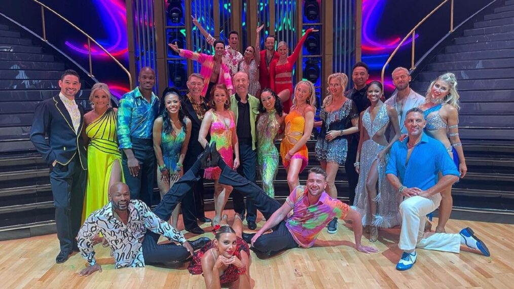Élimination choquante lors de la première de la saison 32 de ‘DWTS’ (Récapitulatif)