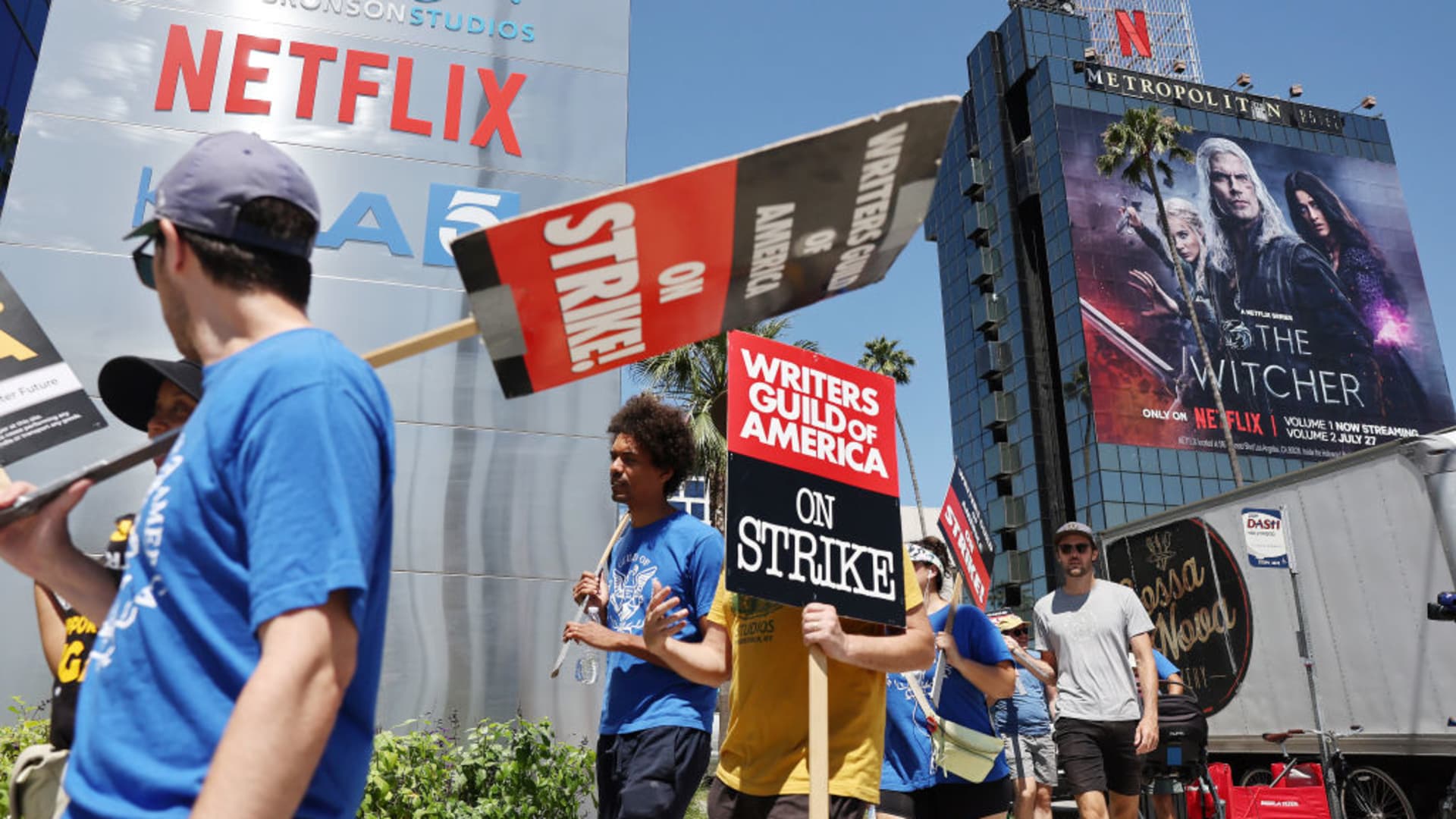 Hollywood paie cher pour avoir négligé le streaming