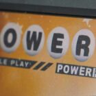Powerball jackpot climbs to $835 million after no one overcomes awful odds to win top prize | Celebrity News