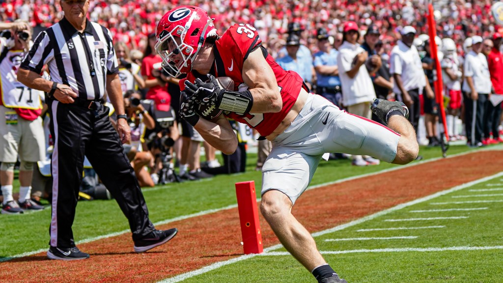 Regardez les matchs de football universitaire Big Ten et SEC sur Paramount Plus