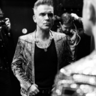 Robbie Williams Reflects on Success in Trailer for Netflix Docuseries – Rolling Stone