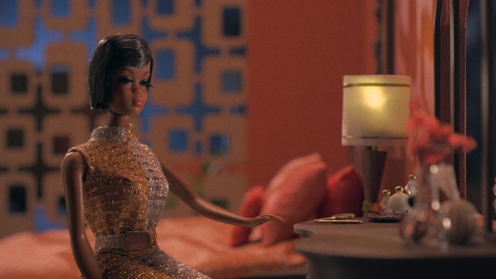 Shonda Rhimes présente le documentaire ‘Black Barbie’ sur Netflix