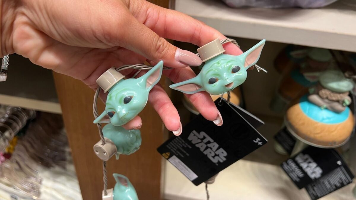 Light Up Star Wars: Galaxy's Edge With a New Grogu Necklace at Disneyland 4 grogulightupnecklace3