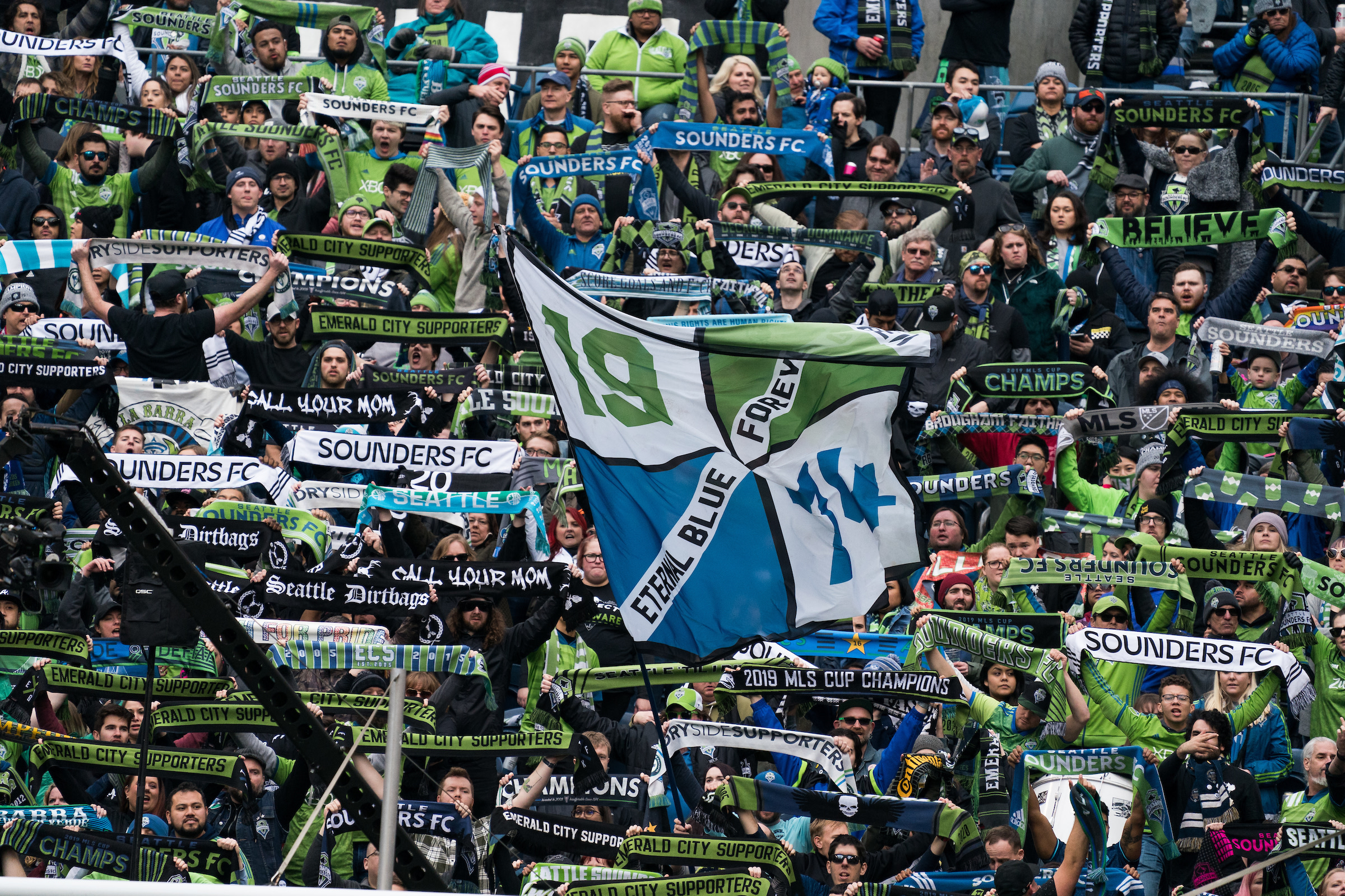 Adhésions SFC 2024 en vente : rejoignez la célébration du 50e anniversaire du club !