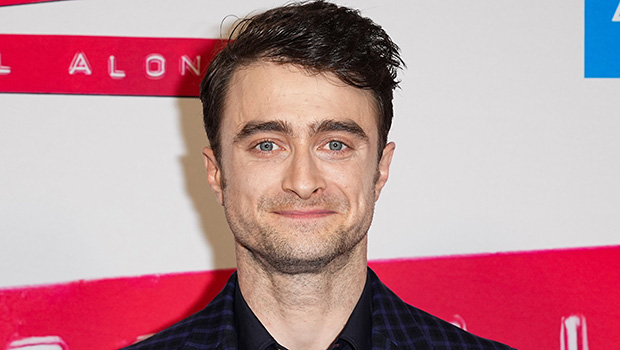 Daniel Radcliffe découvre les fanfictions Harry Potter et Draco Malfoy – Hollywood Life