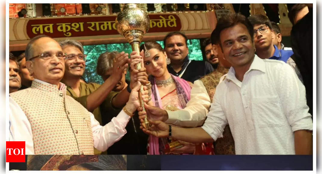 Découvrez la première image de ‘Apurva’ avec Tara Sutaria et Abhishek Banerjee – cliquez ici pour en savoir plus