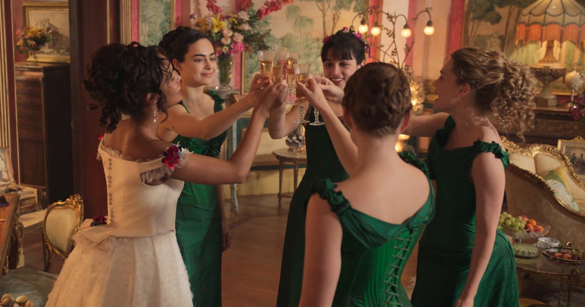 Découvrez l’adaptation d’Edith Wharton sur Apple TV+ avec The Buccaneers !