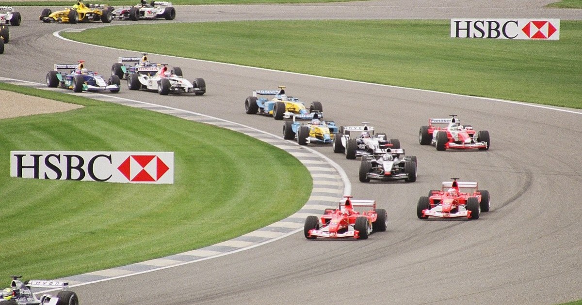F1 pourrait-elle rejoindre Apple TV Plus ? Apple envisage une offre de 2 milliards de dollars, selon les rumeurs.