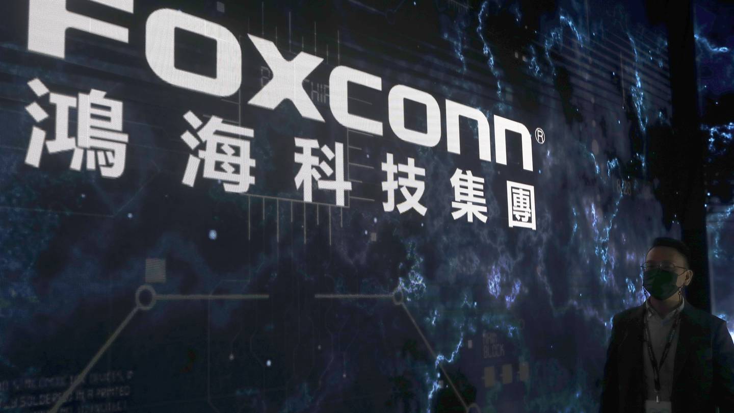 Inspections fiscales chinoises chez Foxconn, fournisseur d’Apple – WSOC TV