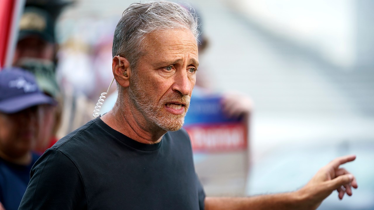 Jon Stewart écarté par Apple TV+ en raison de ses sujets controversés