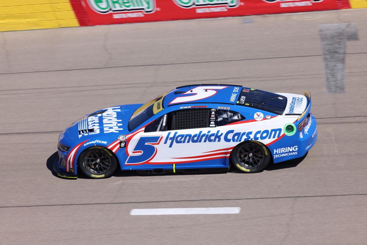 Kyle Larson remporte l’étape 1 des playoffs de Las Vegas devant Christopher Bell et Brad Keselowski.