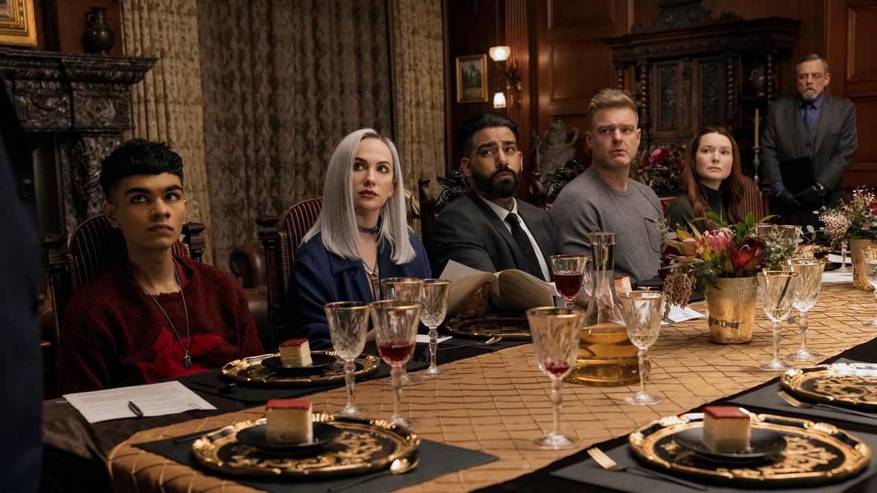 La chute de la Maison Usher sur Netflix mêle Succession, Sabrina et un grand désordre LGBTQ+