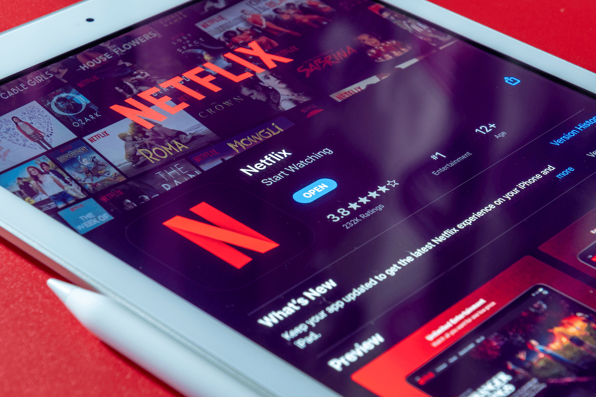 Les utilisateurs réagissent à l’augmentation potentielle des prix de Netflix, sensibles à l’impact de la «Streamflation».