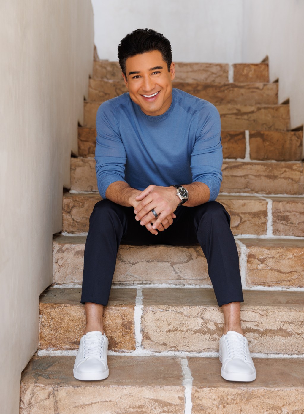 Mario Lopez parle de sneakers, Taylor Swift et célébrités – WWD