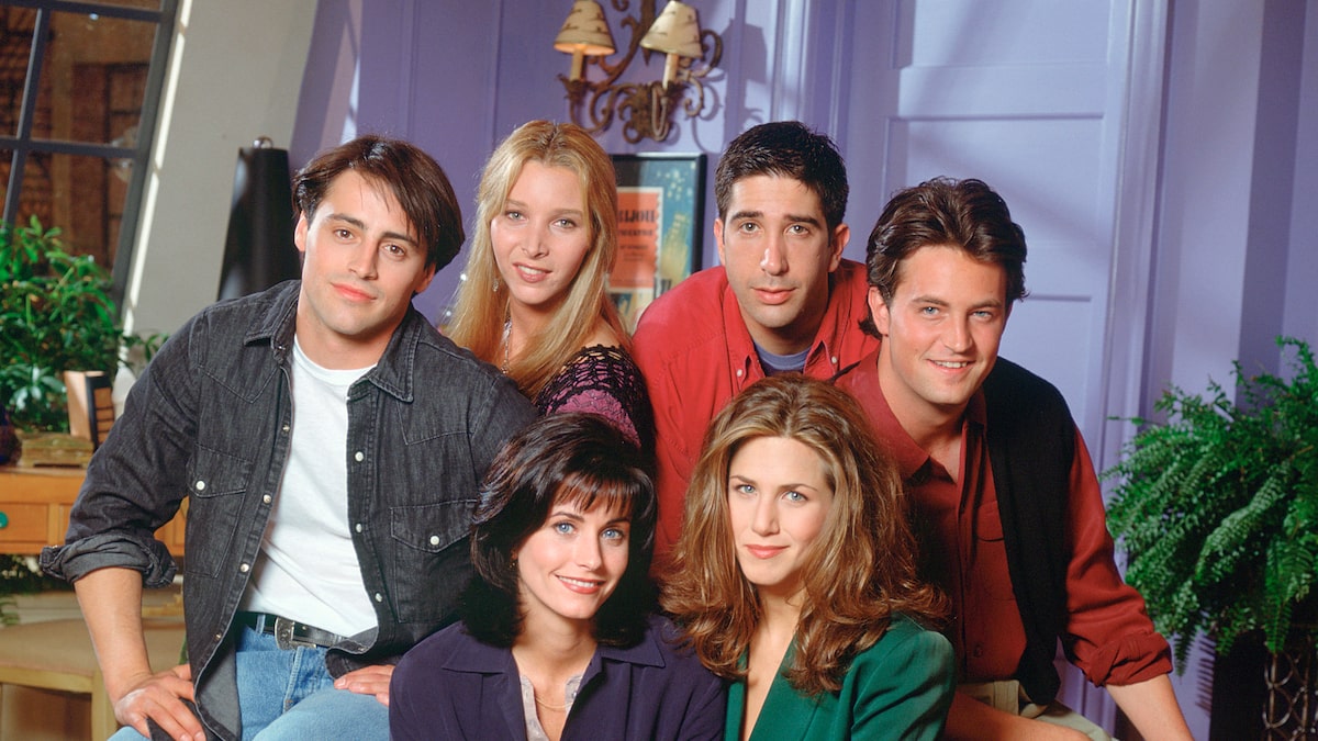 Matthew Perry : le casting de ‘Friends’ réagit à sa mort soudaine, “dévastation totale”