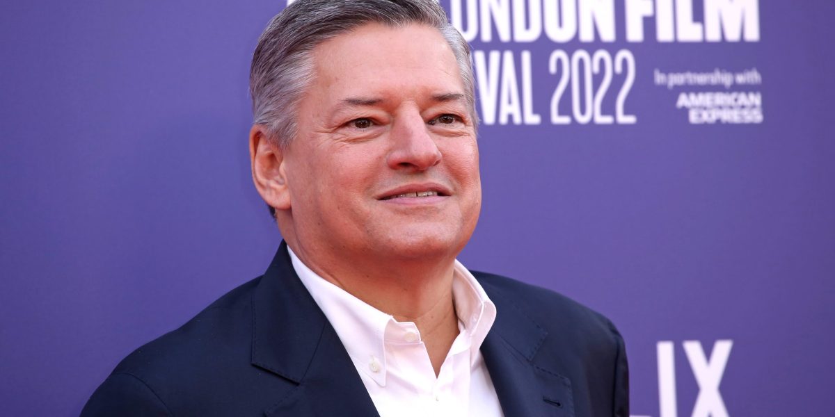 Netflix augmente ses tarifs après avoir gagné 9 millions d’abonnés, ce qui propulse ses actions en hausse de 13%.