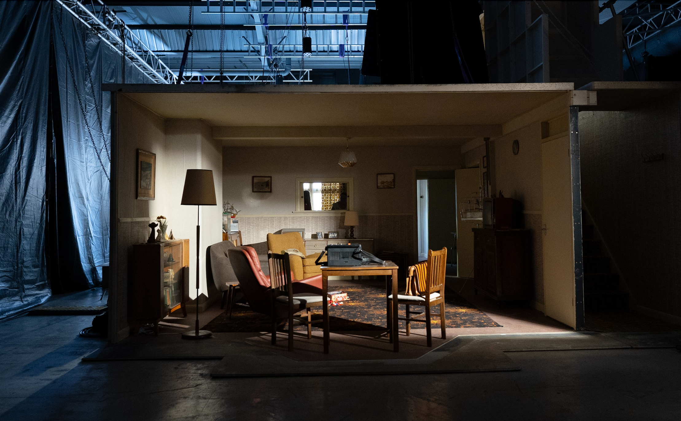 Reconstitution paranormale des années 70 dans Enfield : décors et costumes impressionnants – IndieWire