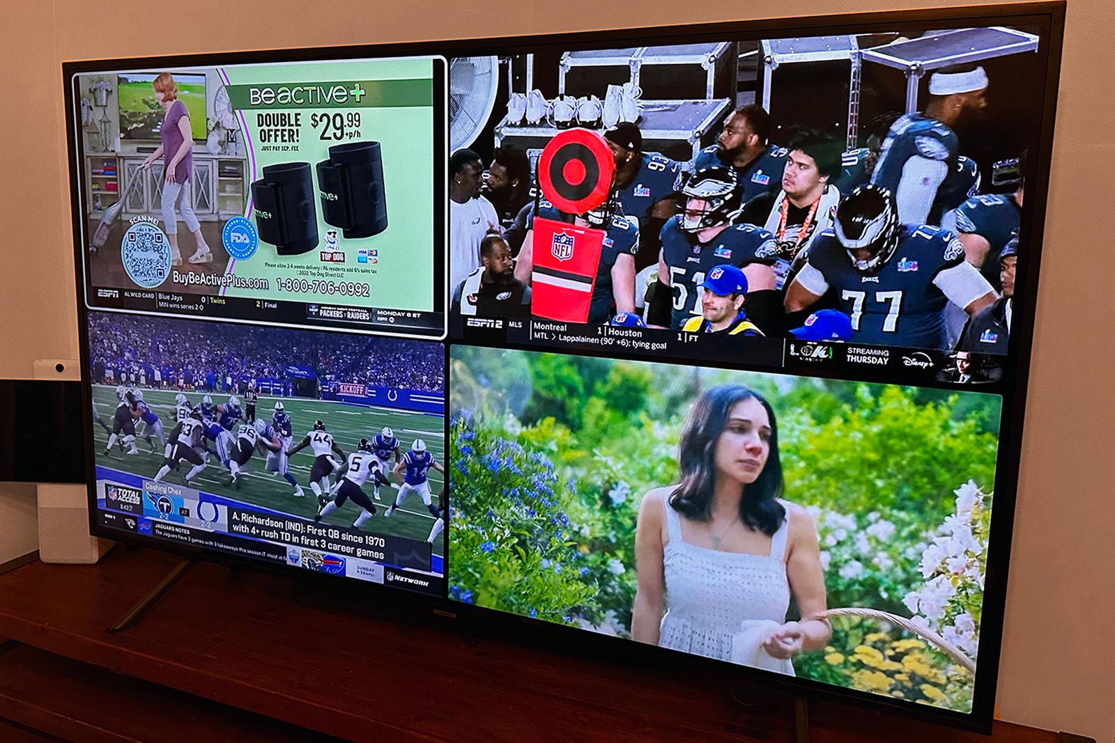 Regardez jusqu’à quatre flux avec le multiview YouTube TV.