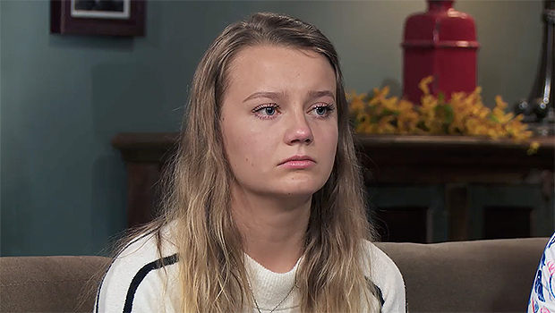 Relations tendues entre Savanah et Breanna Brown à l’école – Hollywood Life
