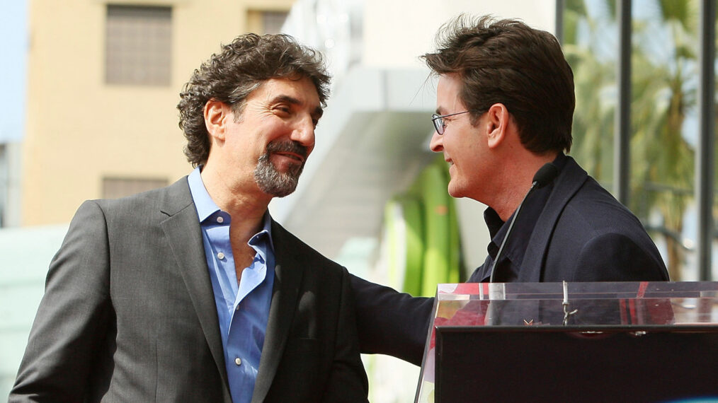La dispute et la réconciliation de Charlie Sheen et Chuck Lorre pour “Bookie”
