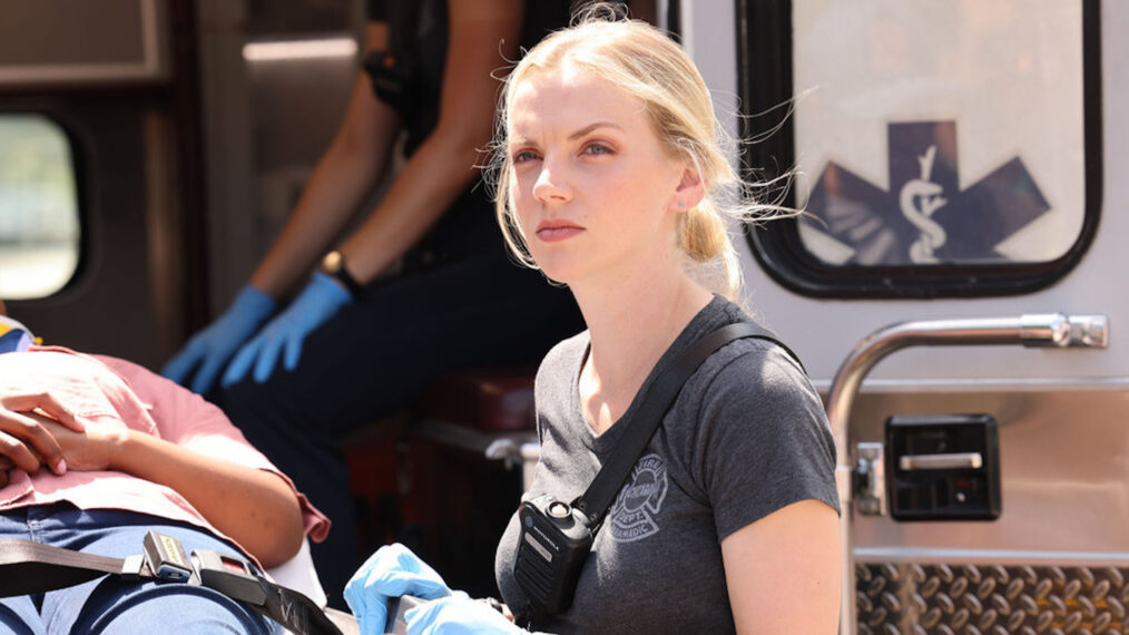 Comment Kara Killmer pourrait quitter la saison 12 de Chicago Fire : 3 scénarios de départ pour Brett