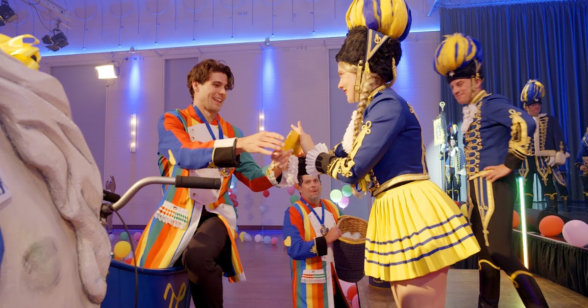 Course incroyable – Épisode 35.07 – Comme deux chats se battant dans une voiture