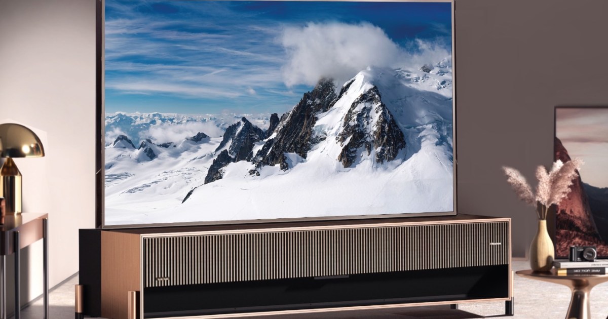 Hisense dévoile un téléviseur 4K de 110 pouces et 10 000 nits avant le CES 2024