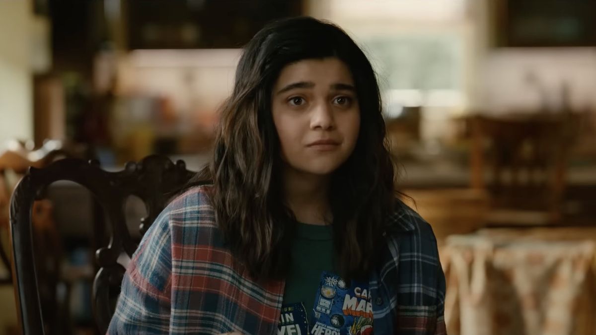 Iman Vellani critique sévèrement le faible succès au box-office de “The Marvels”