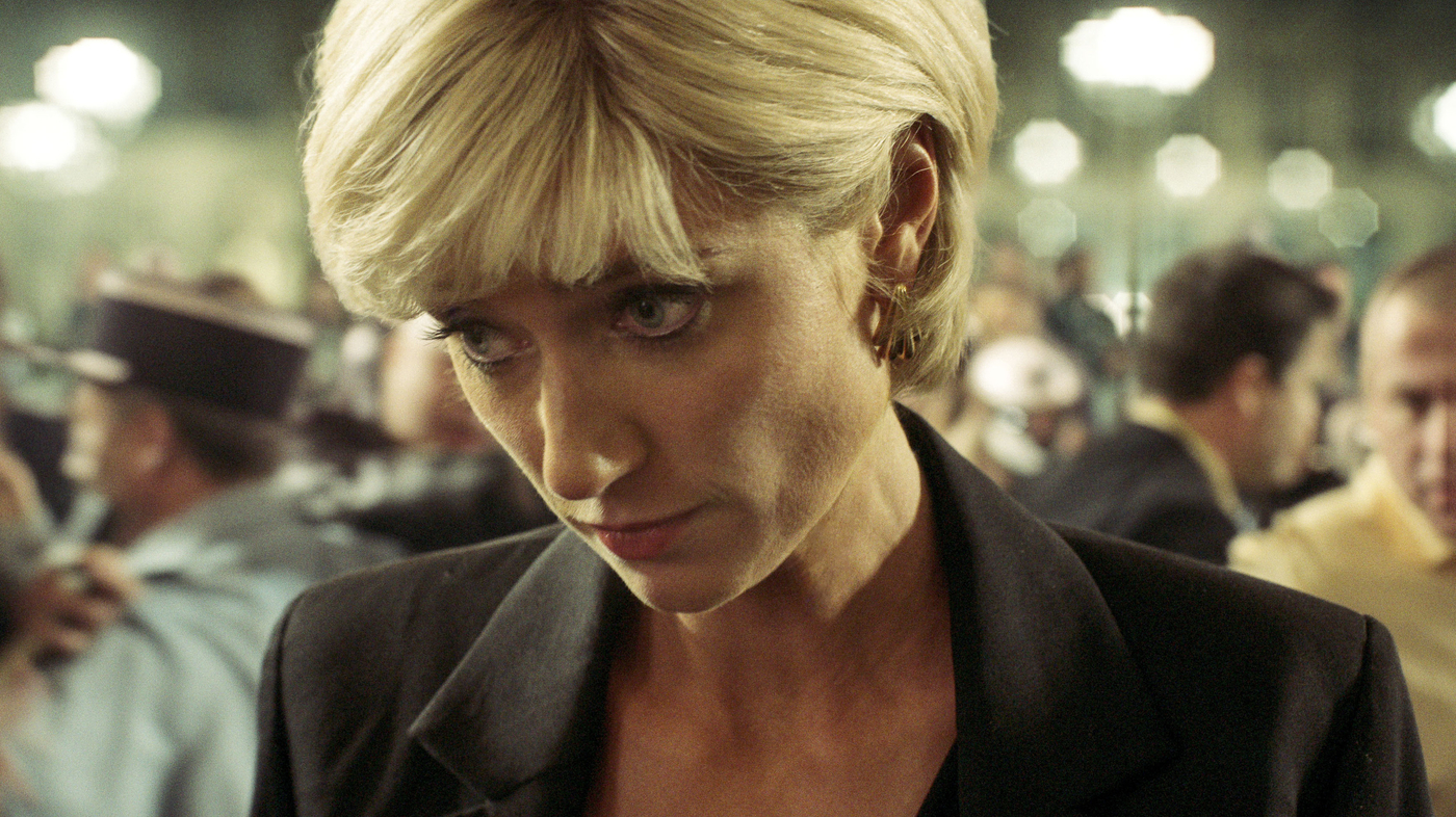 La mort de la princesse Diana mise en avant dans la sixième saison finale de “The Crown” : NPR
