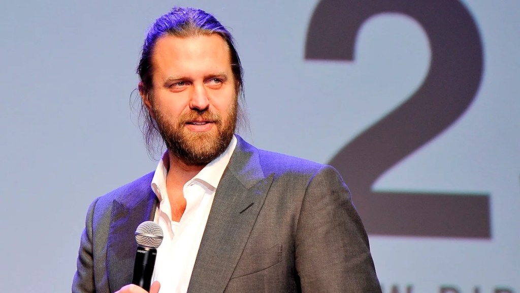 Le directeur de Netflix dépense des millions en crypto et Rolls-Royces pour un film de science-fiction à 55 millions de dollars.