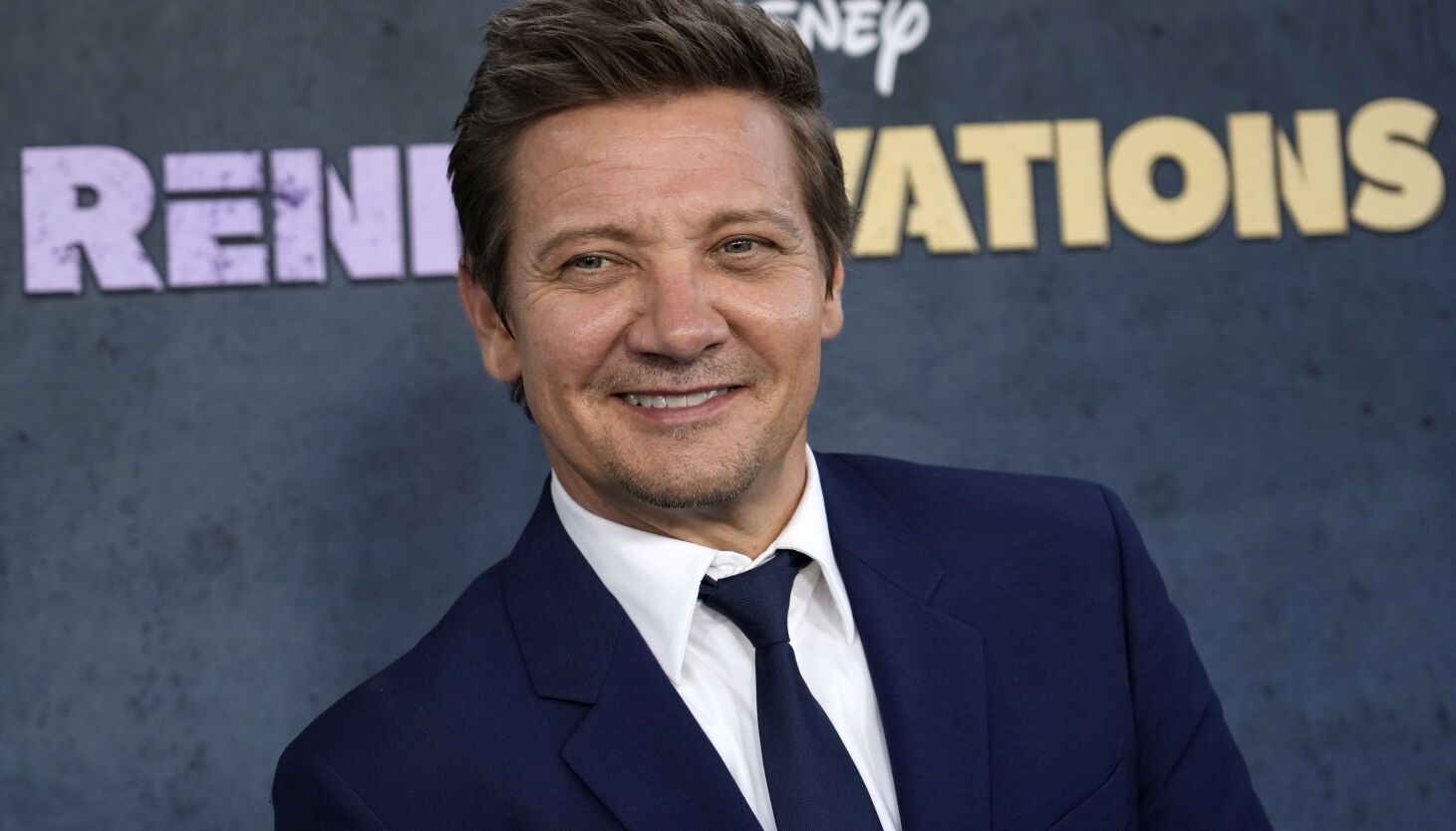 Les mises à jour sur l’état de santé de Jeremy Renner : Comment va-t-il ? Les progrès de sa récupération