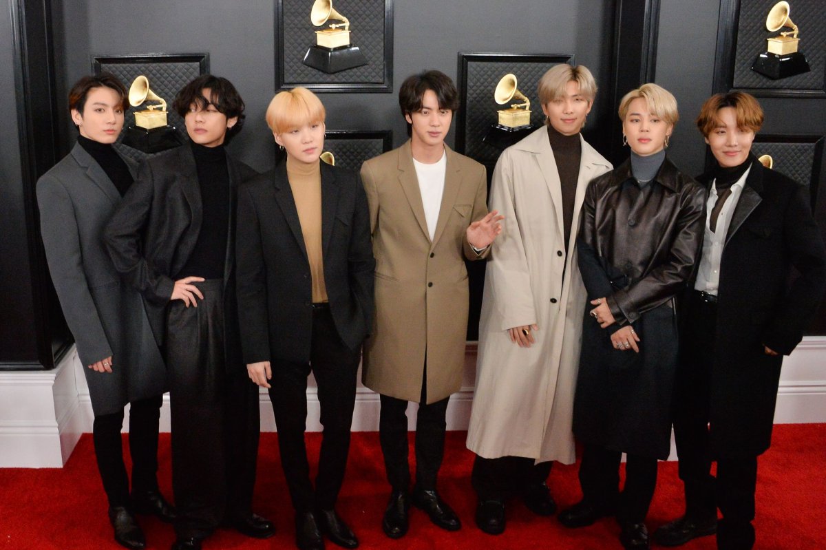 ‘Look: La série documentaire ‘BTS Monuments’ dévoile un teaser et sa date de première sur Disney+’