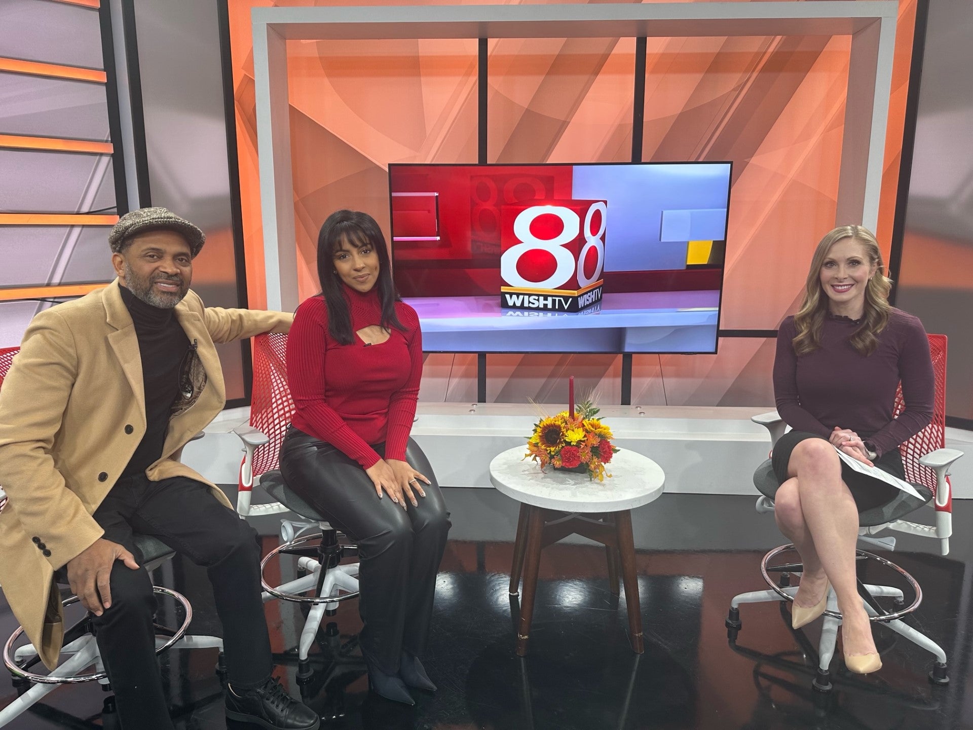 Mike Epps lance une nouvelle série télé à Indianapolis : “Buying Back the Block” – Actualités d’Indianapolis | Météo de l’Indiana | Trafic en Indiana