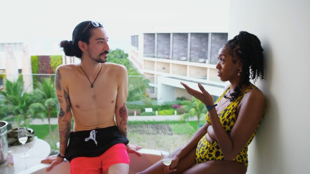 Orion et Lauren discutent du langage offensant