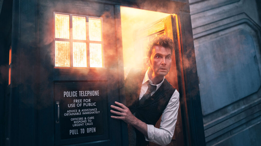 Retour de Doctor Who, révision de “Australia” par Baz Luhrmann, hommage à William Friedkin sur TCM, lumières de Noël et films