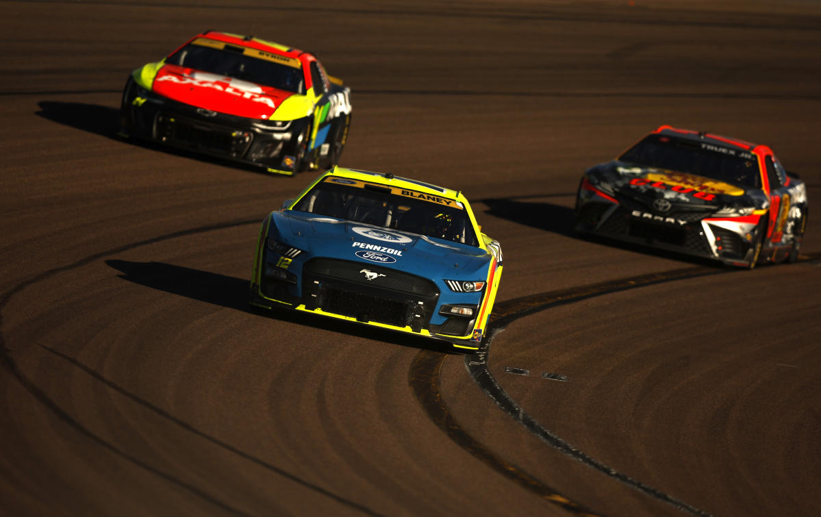 Ryan Blaney sacré Champion de la Cup Series 2023 avec la victoire de Ross Chastain à Phoenix