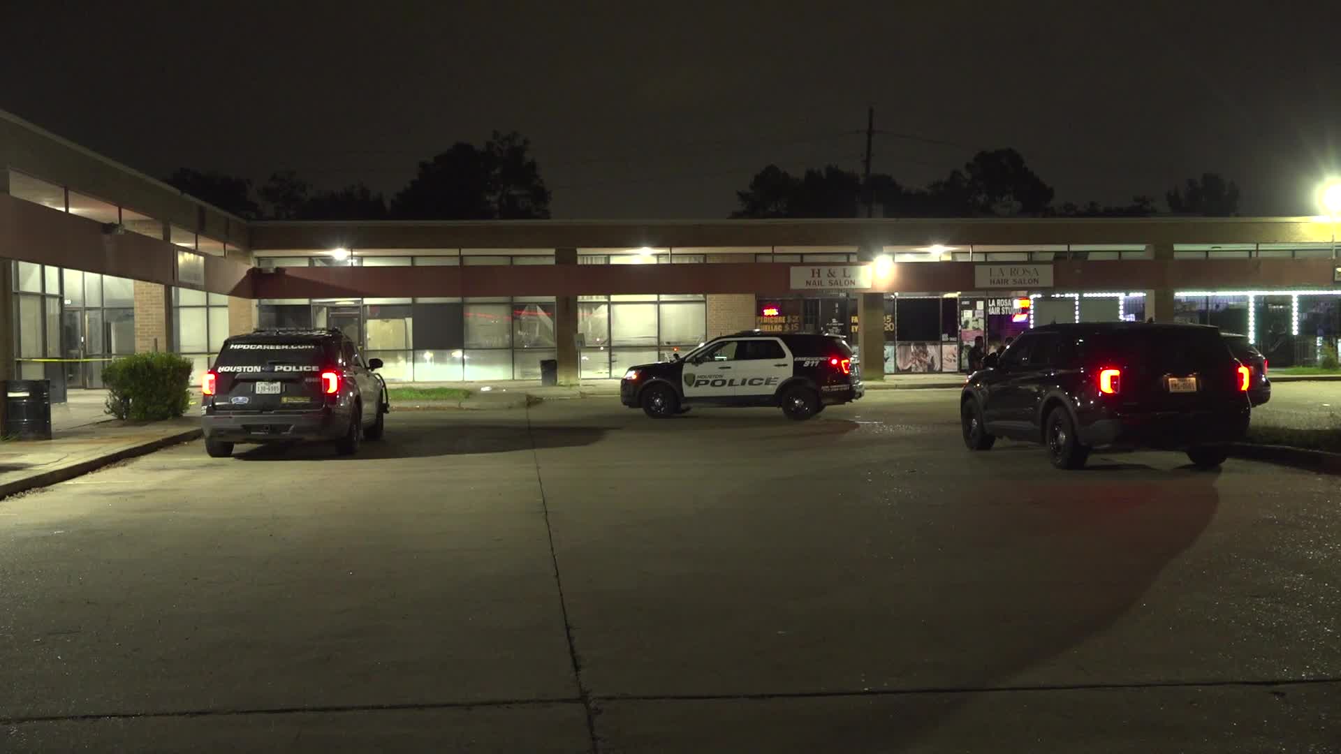 Tentative de vol à Houston se termine par une fusillade: suspect touché.