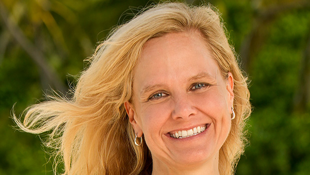 Découvrez Julie Alley, l’avocate de l’émission “Survivor” Saison 45 – Hollywood Life