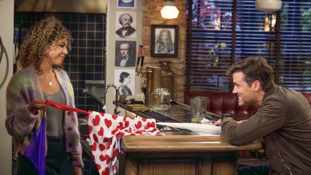 Frasier : les producteurs évoquent une possible romance entre Freddy et Eve dans la saison 2