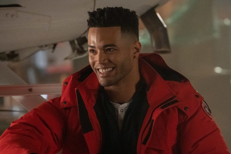 Ace Nadjiwon parle de son rôle dans SkyMed sur Paramount+
