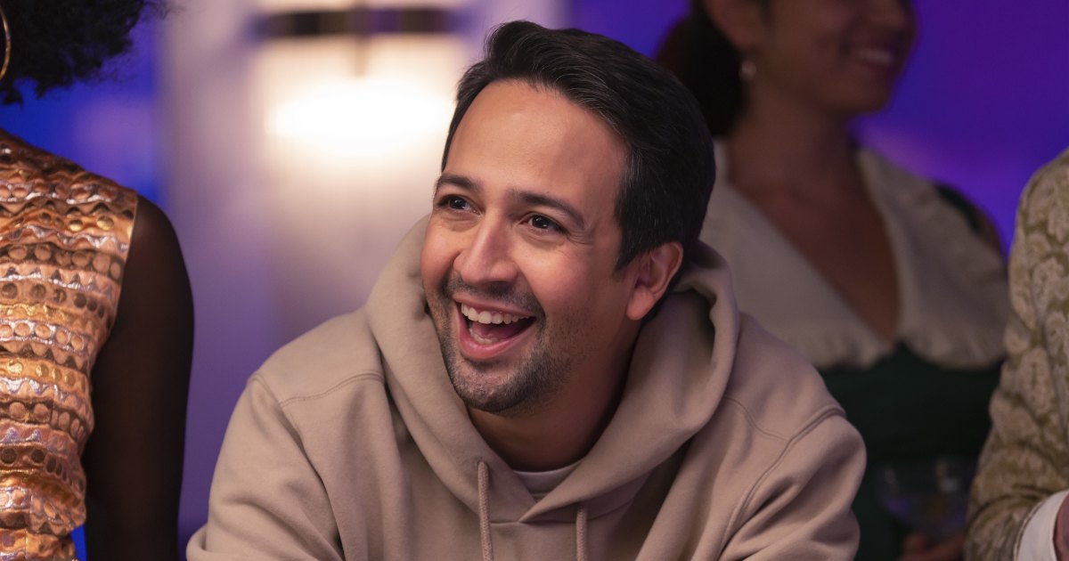 Acteur jouant Hermès dans la série Disney+ “Percy Jackson”