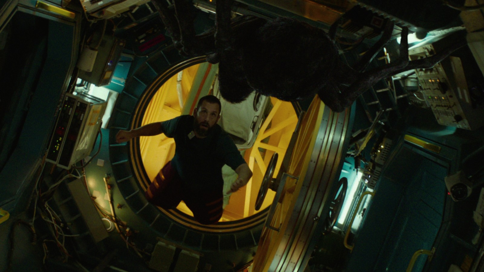 Adam Sandler dans un nouveau film de science-fiction sur Netflix : Regardez le teaser