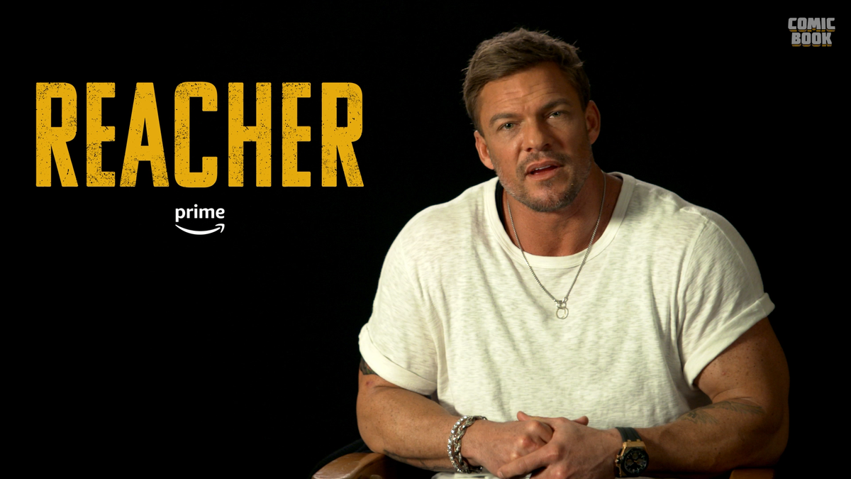 Alan Ritchson dévoile un “Nouveau Monde” dans la saison 3 (Exclusif)