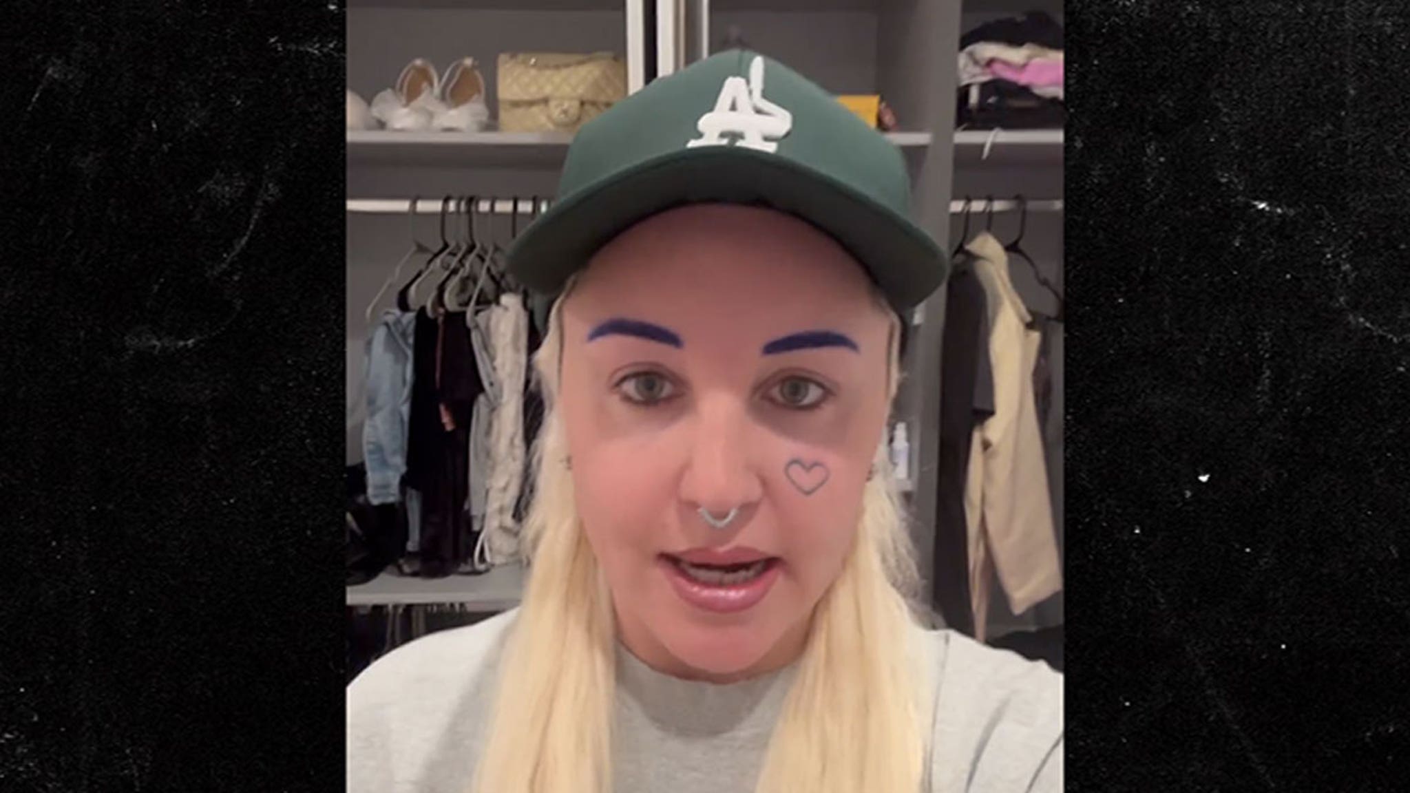 Amanda Bynes reprend son podcast après une courte pause