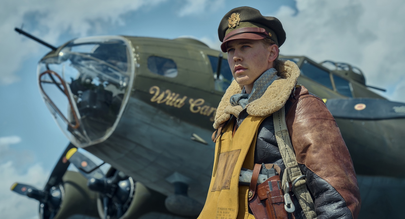 Austin Butler vole dans la première bande-annonce de “Masters of the Air”
