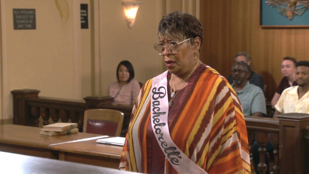 Célébrités potentielles invitées, dont Marsha Warfield