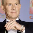 Tom Smothers, one half of TV comedy legends the Smothers Brothers, dies at 86